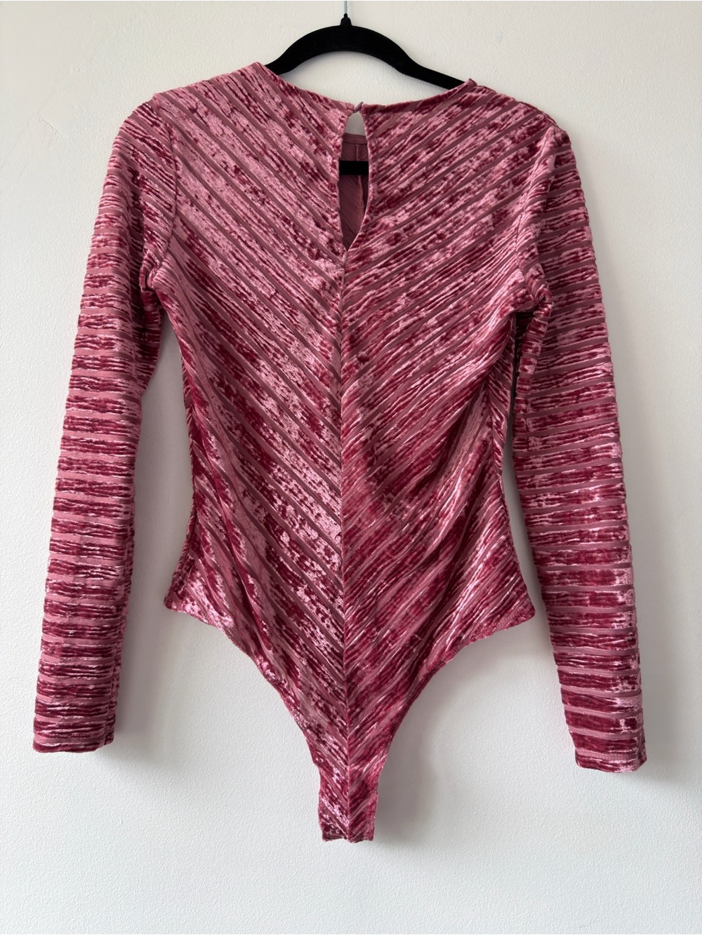 Lulus Mauve Pink Crushed Velvet Long Sleeve Bodysuit Medium NWT - Picture 5 of 6